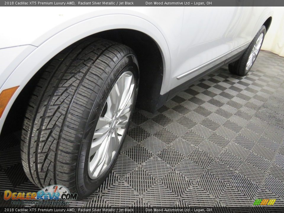 2018 Cadillac XT5 Premium Luxury AWD Radiant Silver Metallic / Jet Black Photo #12