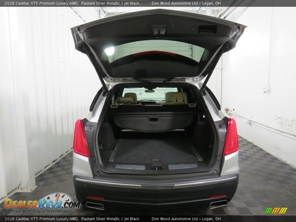 2018 Cadillac XT5 Premium Luxury AWD Radiant Silver Metallic / Jet Black Photo #16