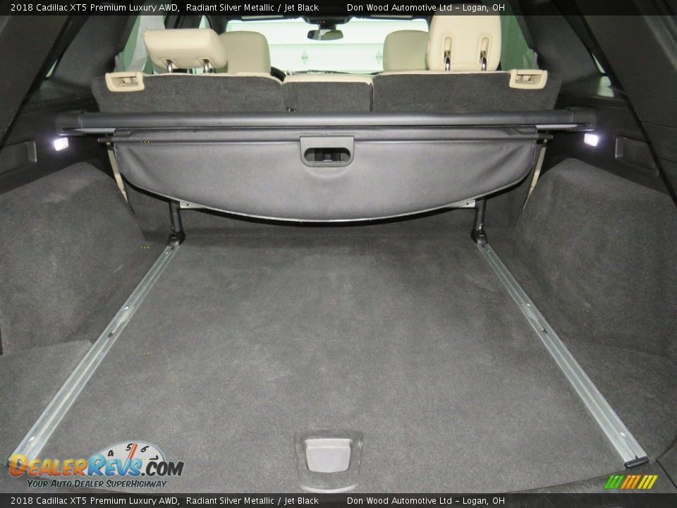 2018 Cadillac XT5 Premium Luxury AWD Radiant Silver Metallic / Jet Black Photo #17