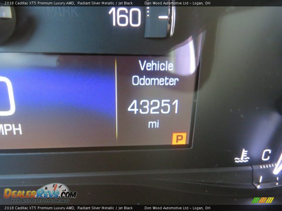 2018 Cadillac XT5 Premium Luxury AWD Radiant Silver Metallic / Jet Black Photo #25