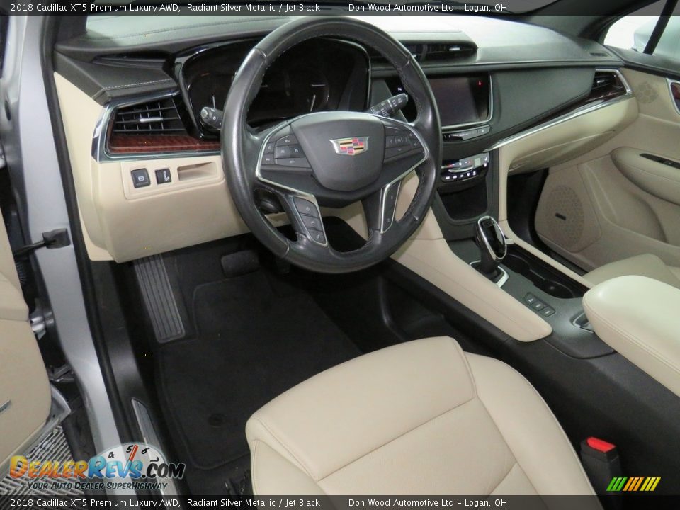 2018 Cadillac XT5 Premium Luxury AWD Radiant Silver Metallic / Jet Black Photo #36