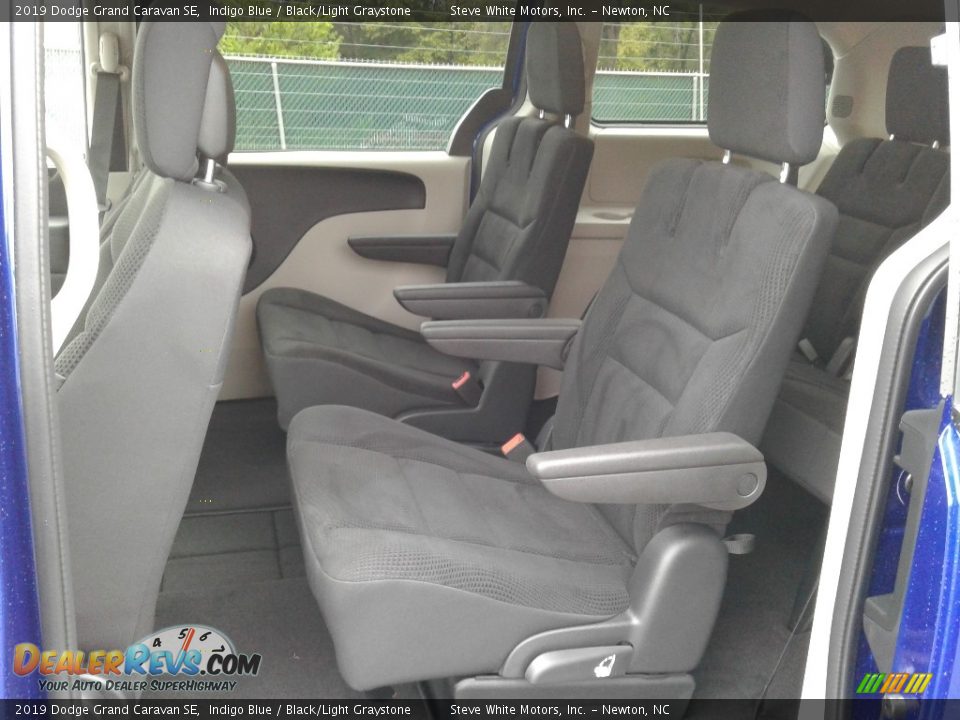 2019 Dodge Grand Caravan SE Indigo Blue / Black/Light Graystone Photo #11