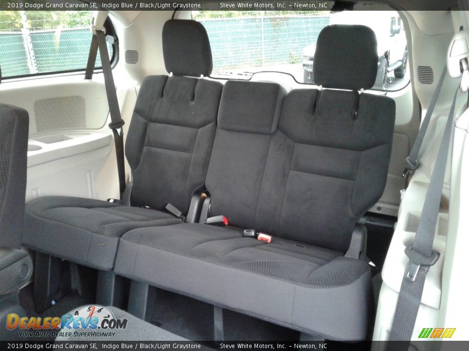 2019 Dodge Grand Caravan SE Indigo Blue / Black/Light Graystone Photo #12