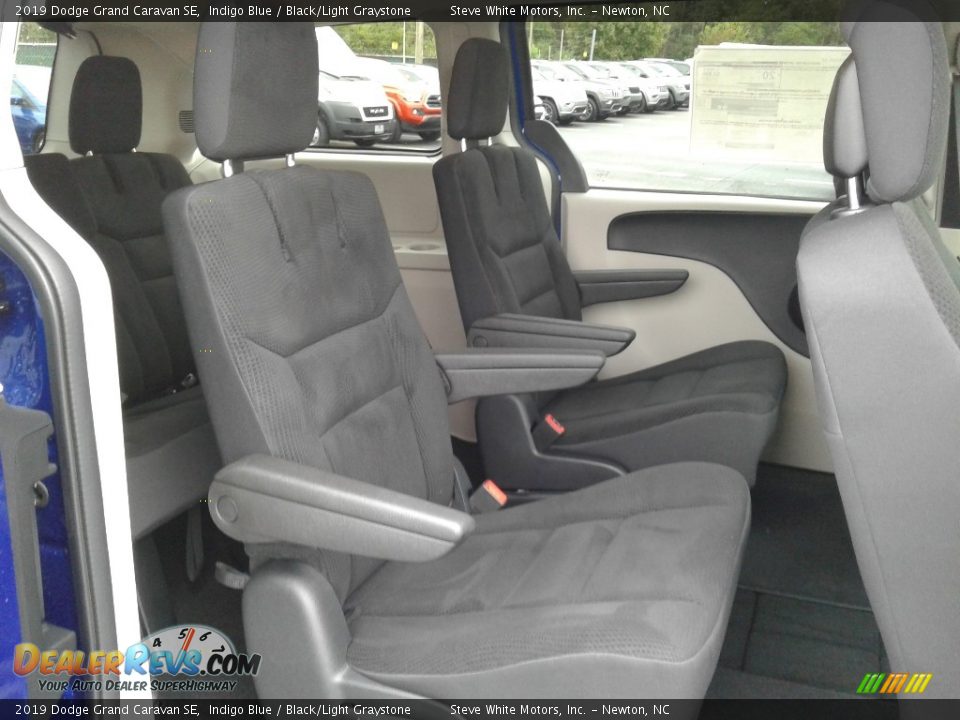 2019 Dodge Grand Caravan SE Indigo Blue / Black/Light Graystone Photo #15