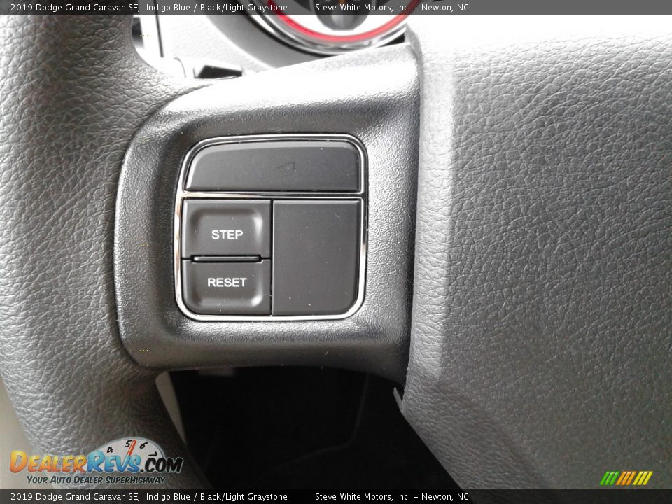 2019 Dodge Grand Caravan SE Indigo Blue / Black/Light Graystone Photo #18