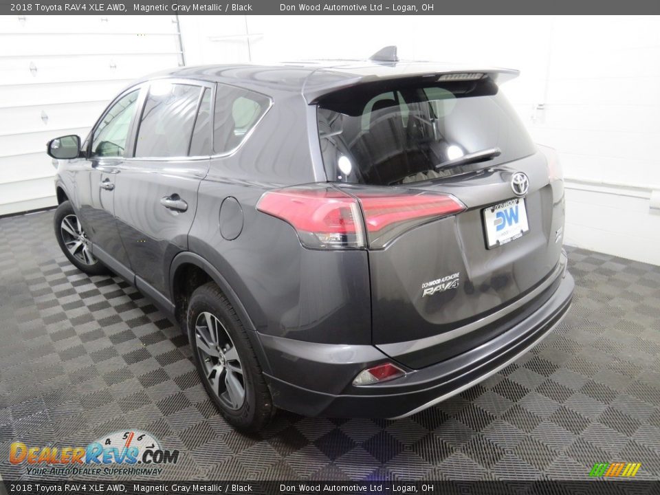2018 Toyota RAV4 XLE AWD Magnetic Gray Metallic / Black Photo #12