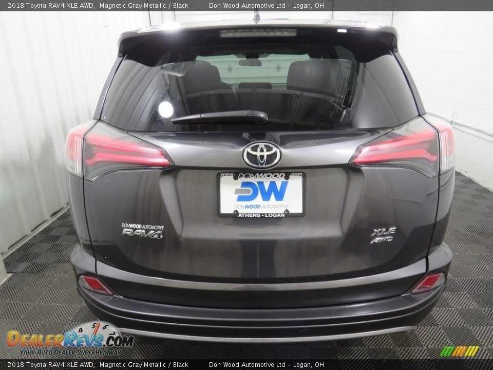2018 Toyota RAV4 XLE AWD Magnetic Gray Metallic / Black Photo #13