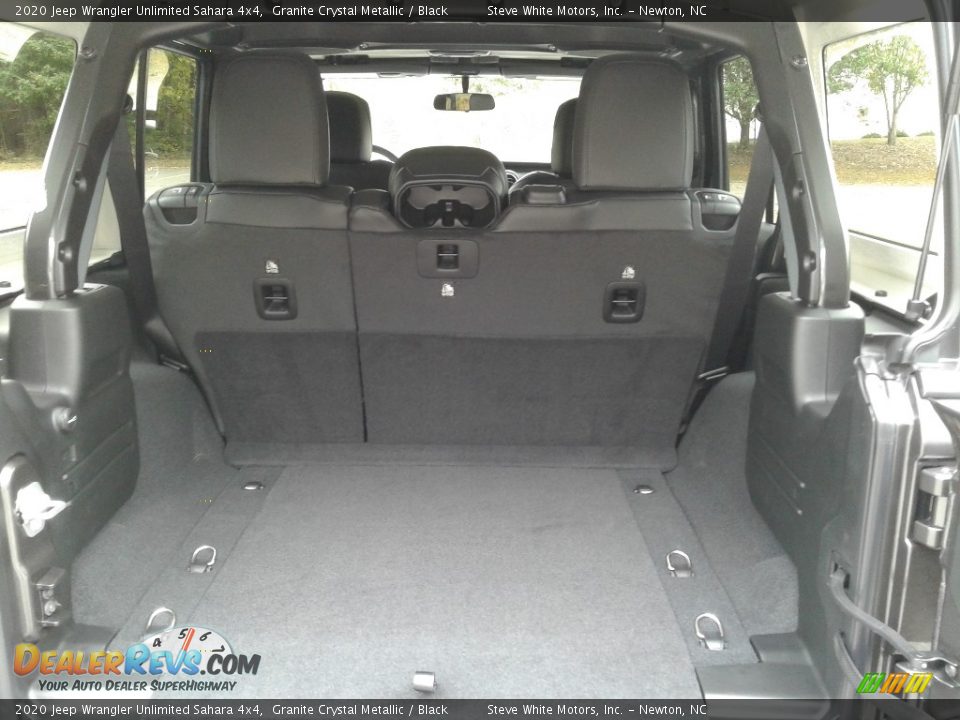 2020 Jeep Wrangler Unlimited Sahara 4x4 Granite Crystal Metallic / Black Photo #12
