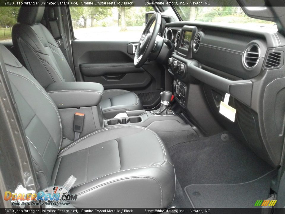 2020 Jeep Wrangler Unlimited Sahara 4x4 Granite Crystal Metallic / Black Photo #14