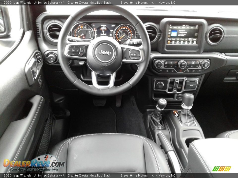 2020 Jeep Wrangler Unlimited Sahara 4x4 Granite Crystal Metallic / Black Photo #28