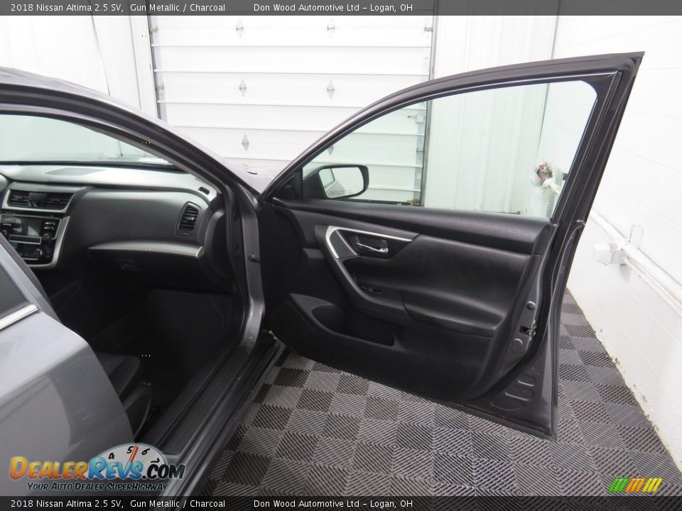 2018 Nissan Altima 2.5 SV Gun Metallic / Charcoal Photo #36