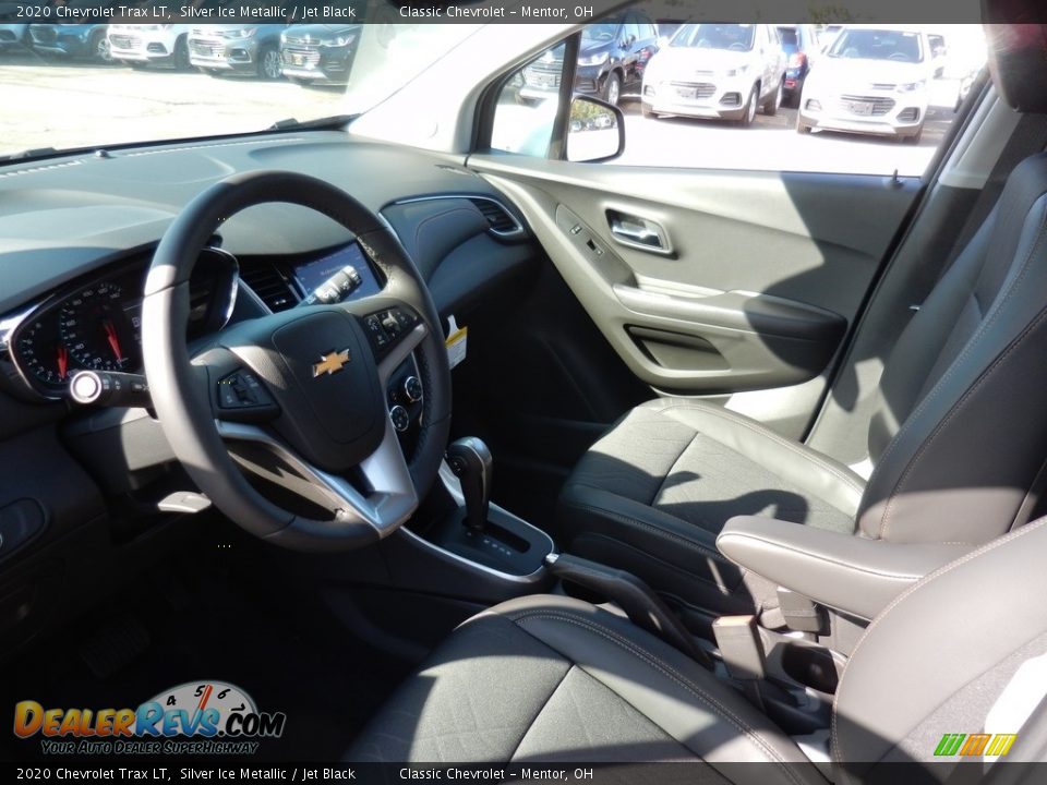 2020 Chevrolet Trax LT Silver Ice Metallic / Jet Black Photo #6