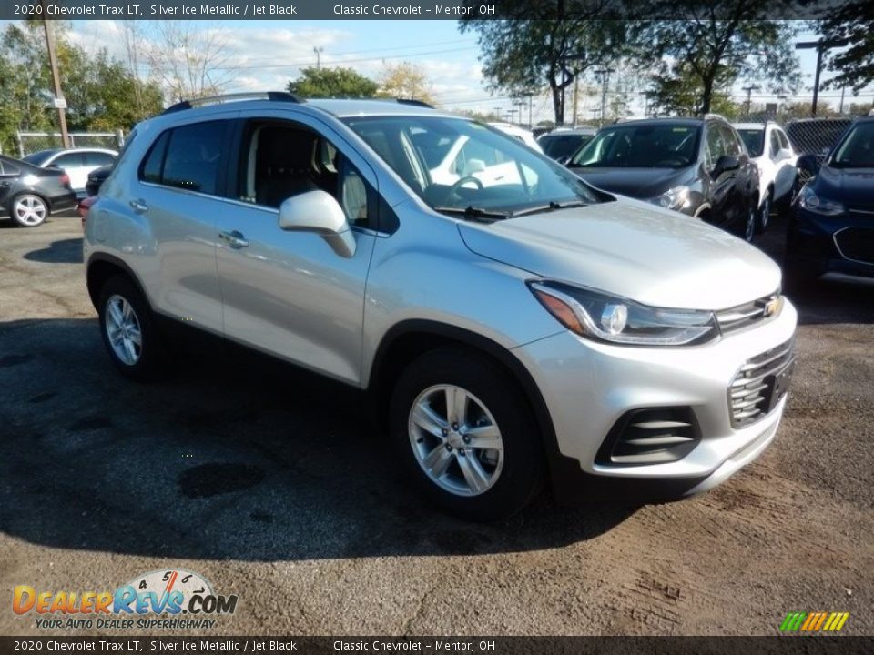 2020 Chevrolet Trax LT Silver Ice Metallic / Jet Black Photo #3