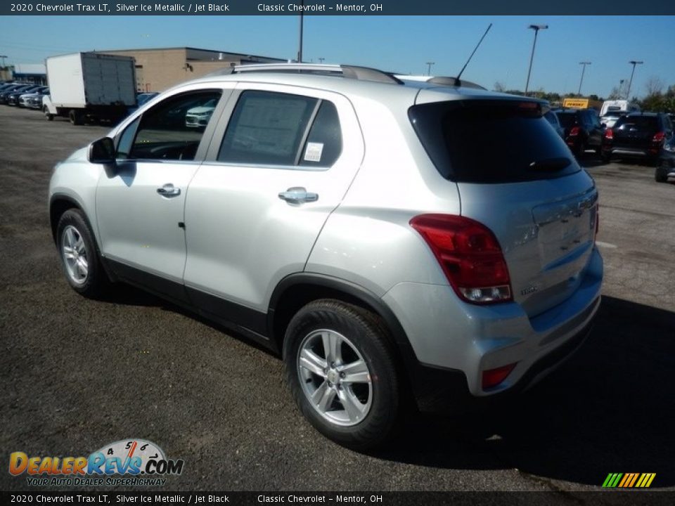 2020 Chevrolet Trax LT Silver Ice Metallic / Jet Black Photo #4