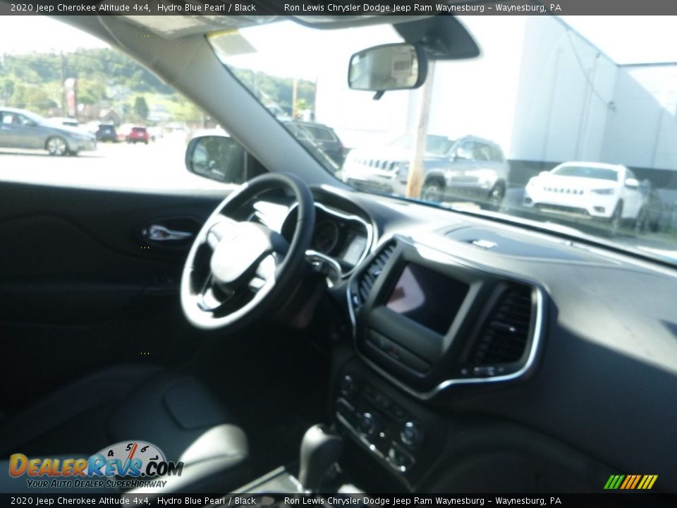 2020 Jeep Cherokee Altitude 4x4 Hydro Blue Pearl / Black Photo #11