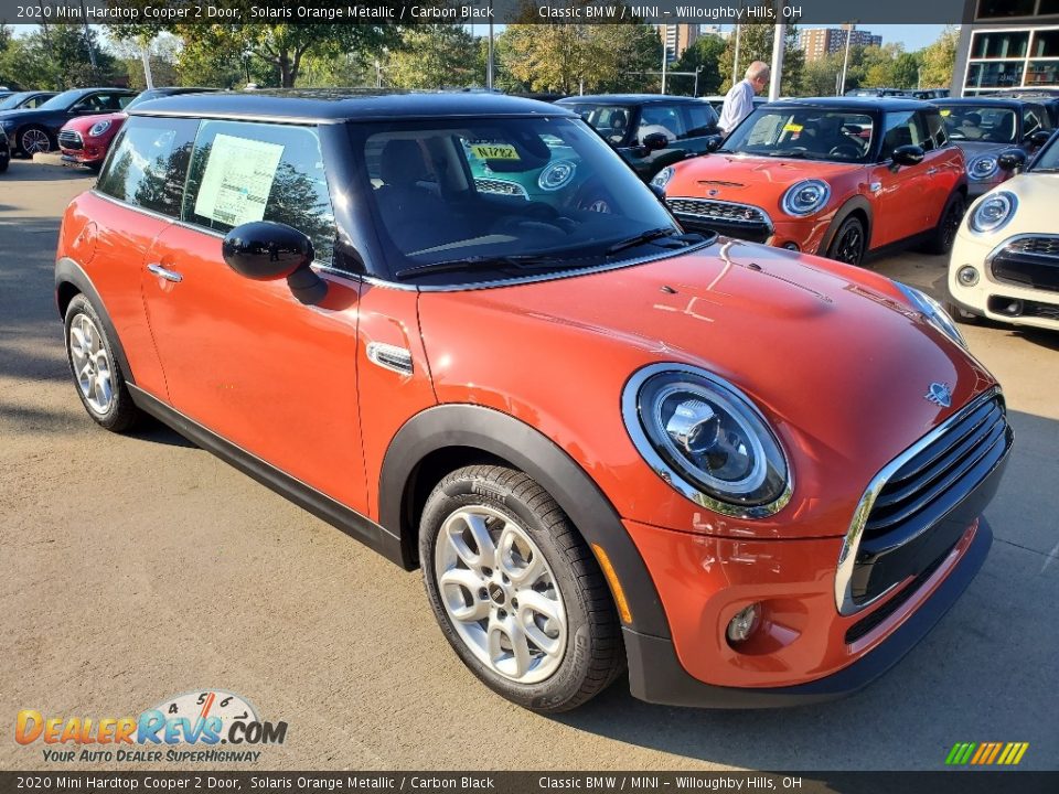 Front 3/4 View of 2020 Mini Hardtop Cooper 2 Door Photo #1