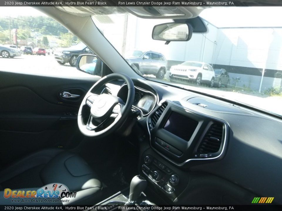2020 Jeep Cherokee Altitude 4x4 Hydro Blue Pearl / Black Photo #11