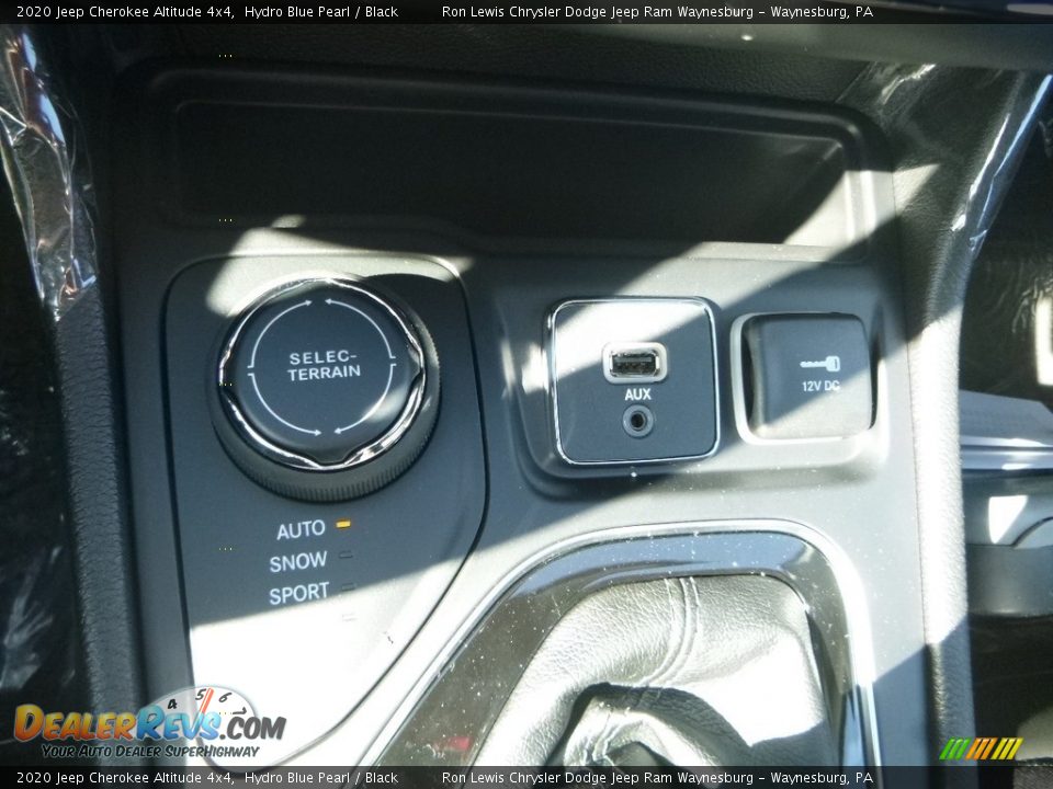 2020 Jeep Cherokee Altitude 4x4 Hydro Blue Pearl / Black Photo #20
