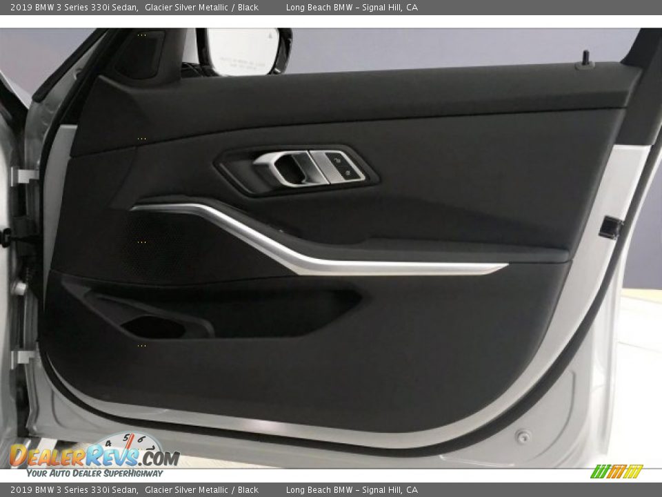 2019 BMW 3 Series 330i Sedan Glacier Silver Metallic / Black Photo #26