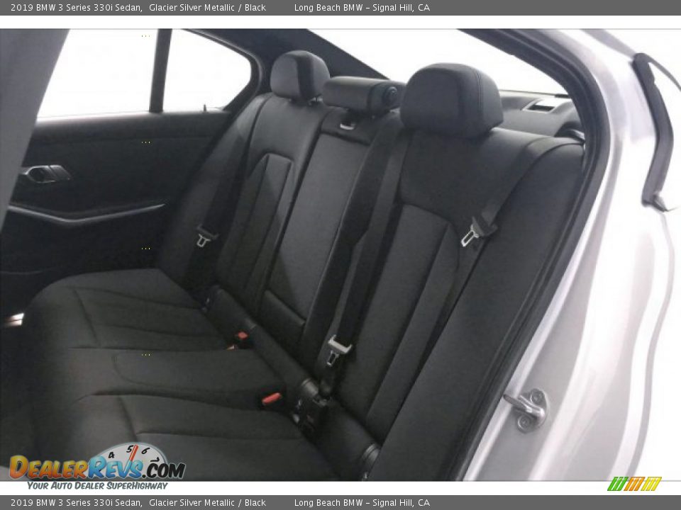 2019 BMW 3 Series 330i Sedan Glacier Silver Metallic / Black Photo #33