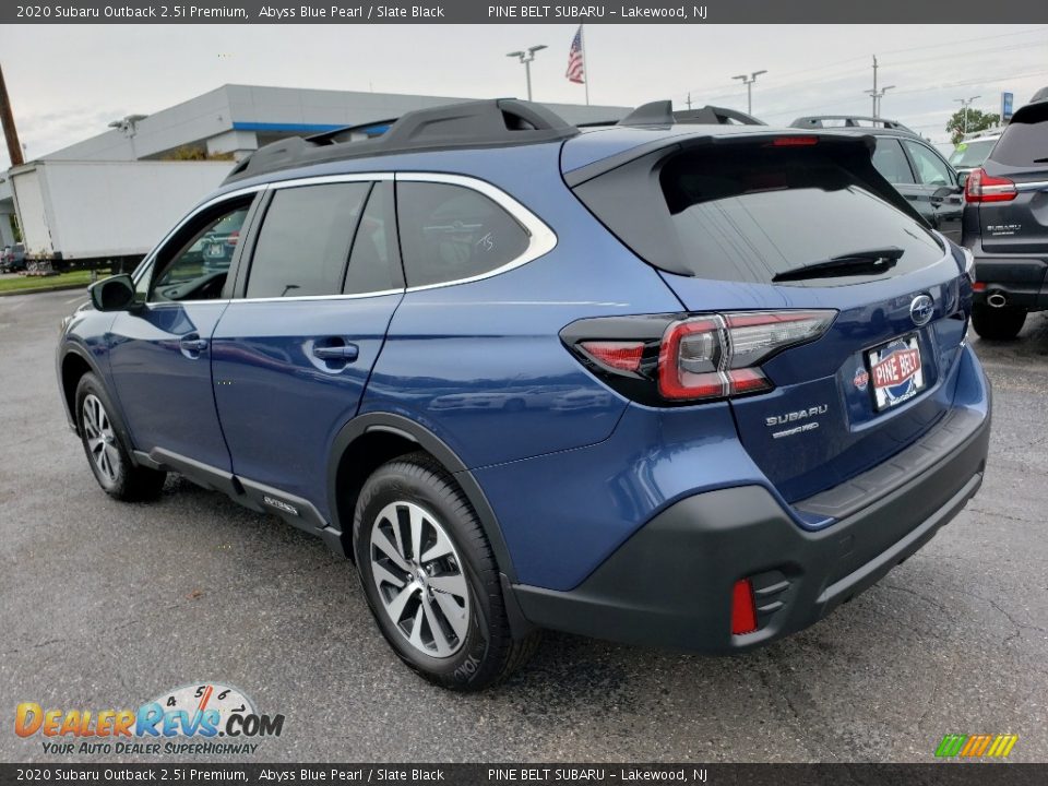 2020 Subaru Outback 2.5i Premium Abyss Blue Pearl / Slate Black Photo #4