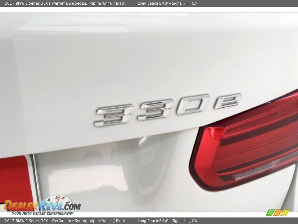 2017 BMW 3 Series 330e iPerfomance Sedan Alpine White / Black Photo #7