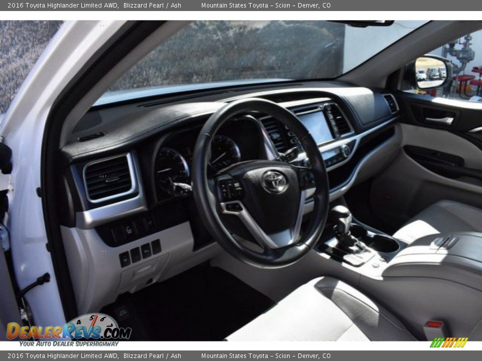 2016 Toyota Highlander Limited AWD Blizzard Pearl / Ash Photo #10