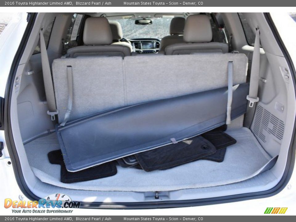 2016 Toyota Highlander Limited AWD Blizzard Pearl / Ash Photo #28