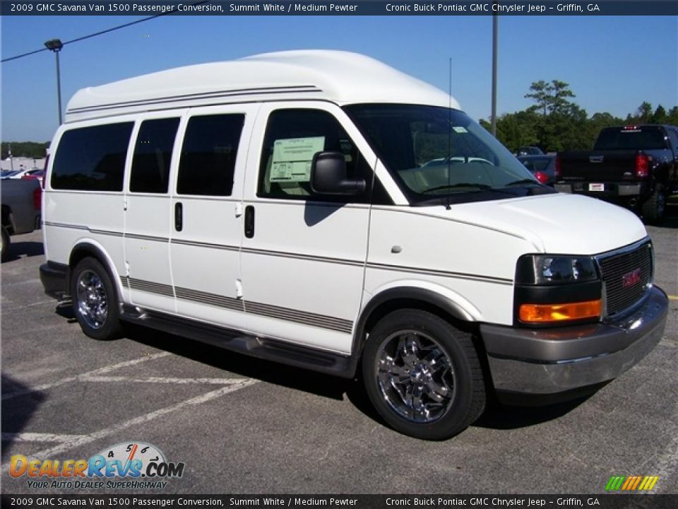 Gmc savanna passenger van #2