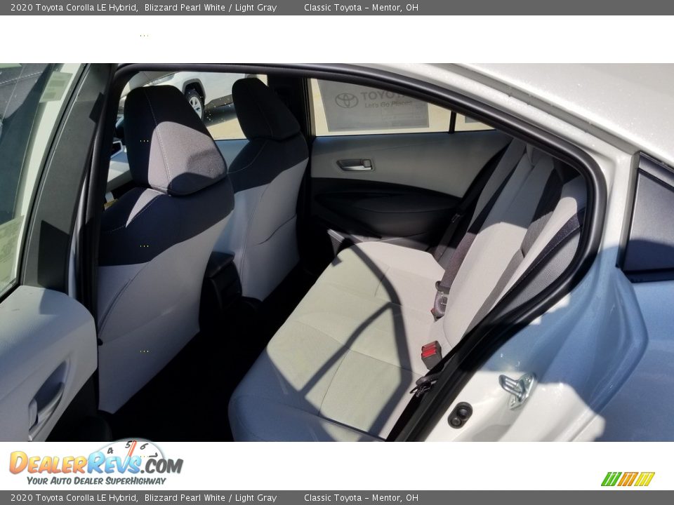 2020 Toyota Corolla LE Hybrid Blizzard Pearl White / Light Gray Photo #3