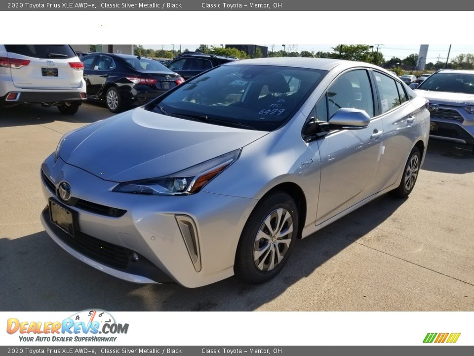 2020 Toyota Prius XLE AWD-e Classic Silver Metallic / Black Photo #1