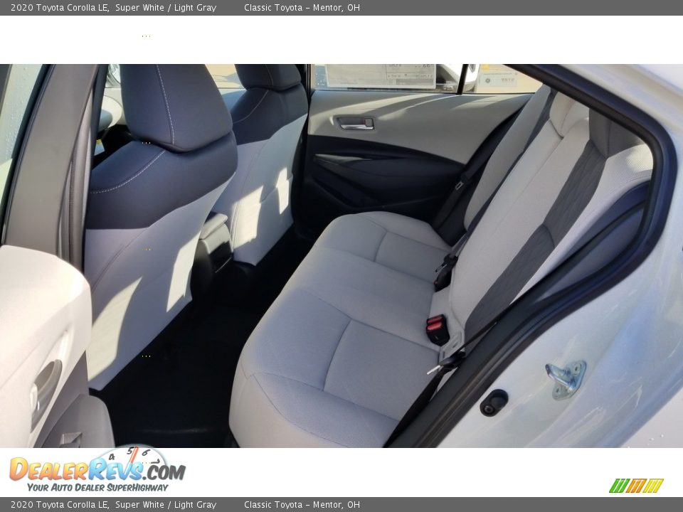 2020 Toyota Corolla LE Super White / Light Gray Photo #3