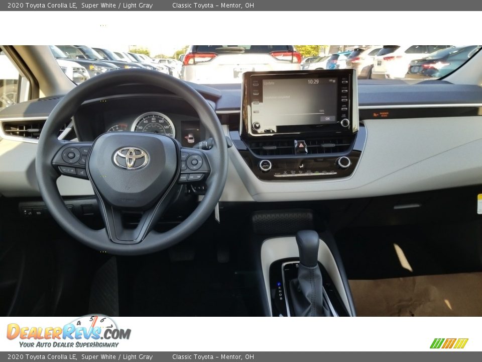 2020 Toyota Corolla LE Super White / Light Gray Photo #4