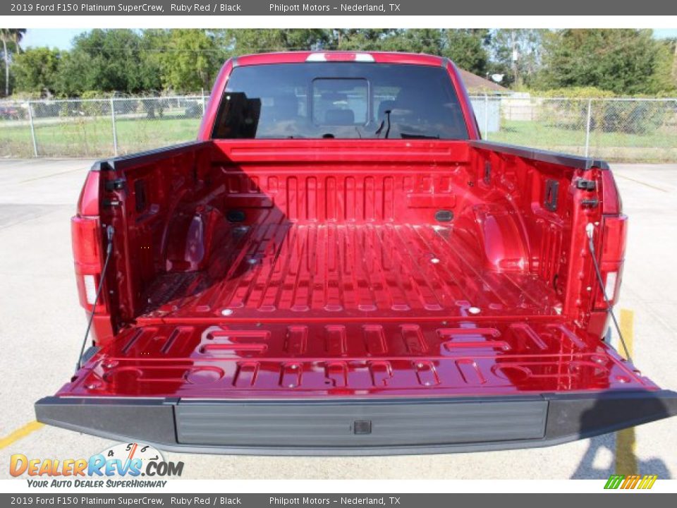 2019 Ford F150 Platinum SuperCrew Ruby Red / Black Photo #24