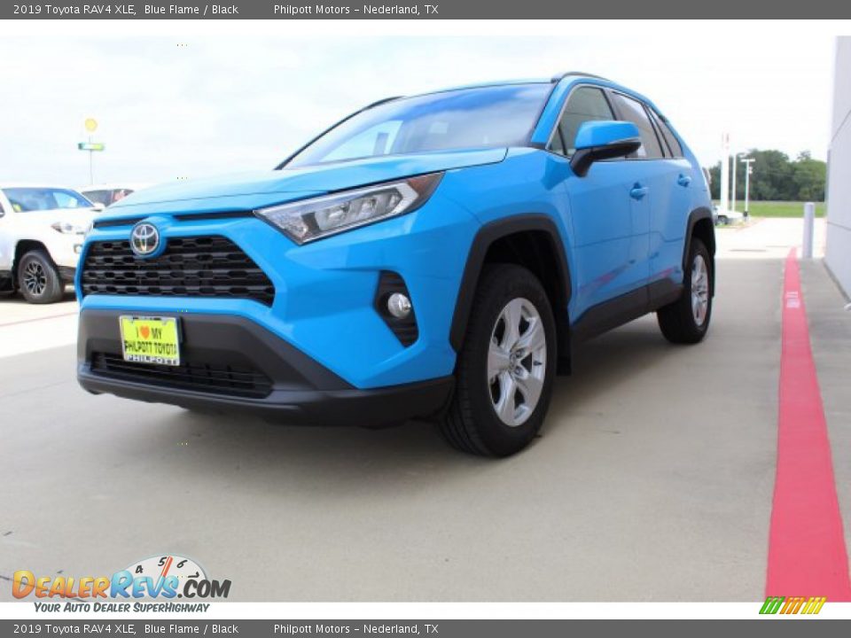 2019 Toyota RAV4 XLE Blue Flame / Black Photo #4