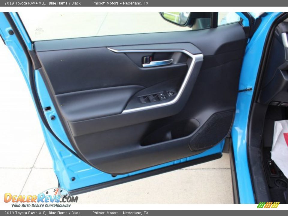 2019 Toyota RAV4 XLE Blue Flame / Black Photo #9