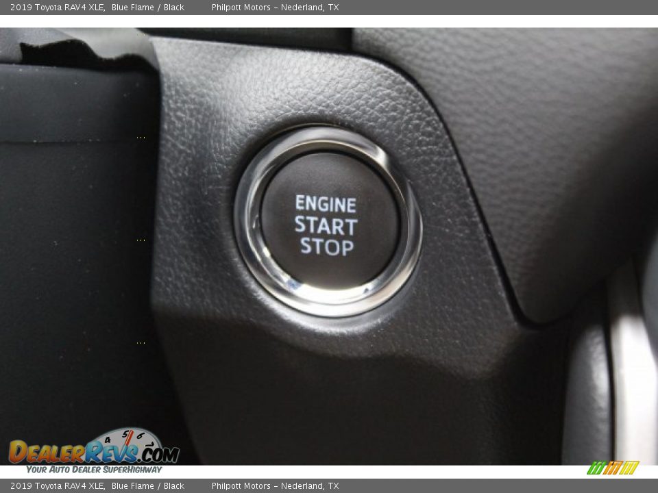 2019 Toyota RAV4 XLE Blue Flame / Black Photo #17