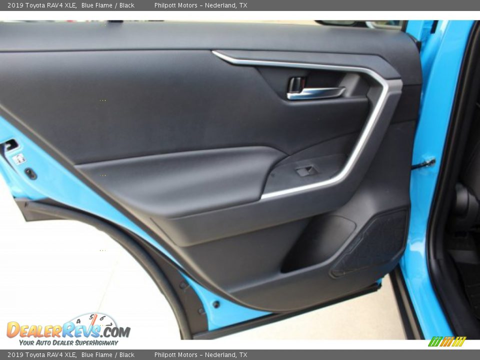 2019 Toyota RAV4 XLE Blue Flame / Black Photo #19
