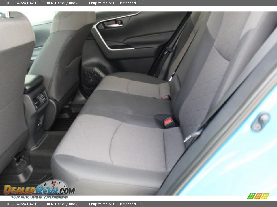 2019 Toyota RAV4 XLE Blue Flame / Black Photo #20