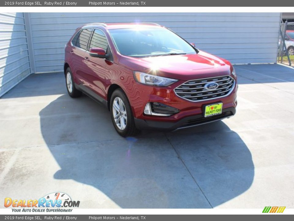 2019 Ford Edge SEL Ruby Red / Ebony Photo #2