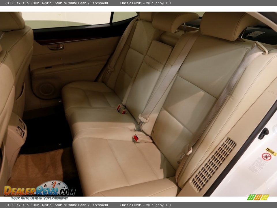2013 Lexus ES 300h Hybrid Starfire White Pearl / Parchment Photo #22