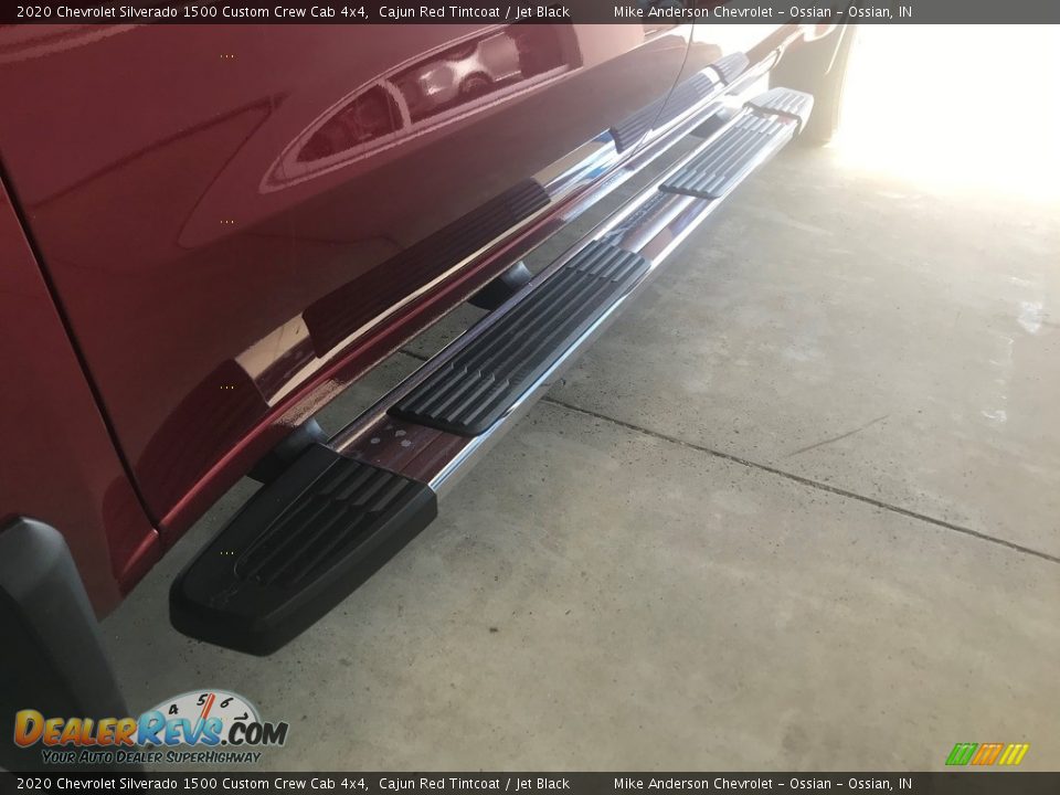 2020 Chevrolet Silverado 1500 Custom Crew Cab 4x4 Cajun Red Tintcoat / Jet Black Photo #9