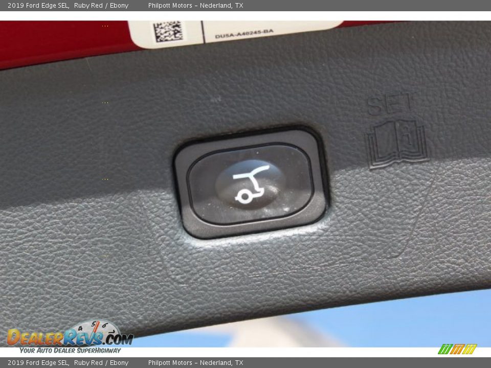 2019 Ford Edge SEL Ruby Red / Ebony Photo #25