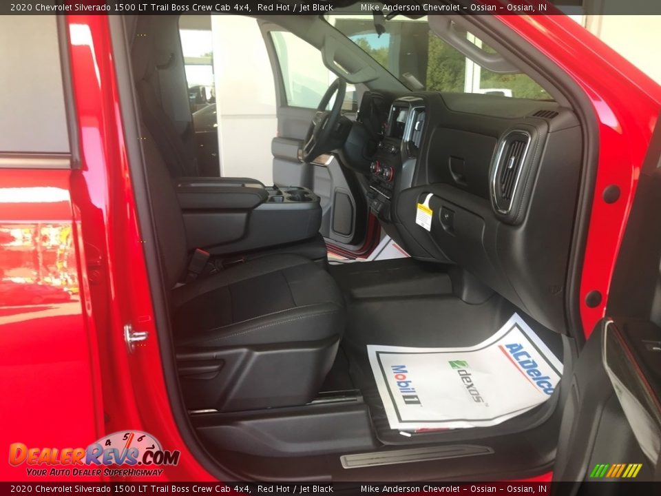 2020 Chevrolet Silverado 1500 LT Trail Boss Crew Cab 4x4 Red Hot / Jet Black Photo #14