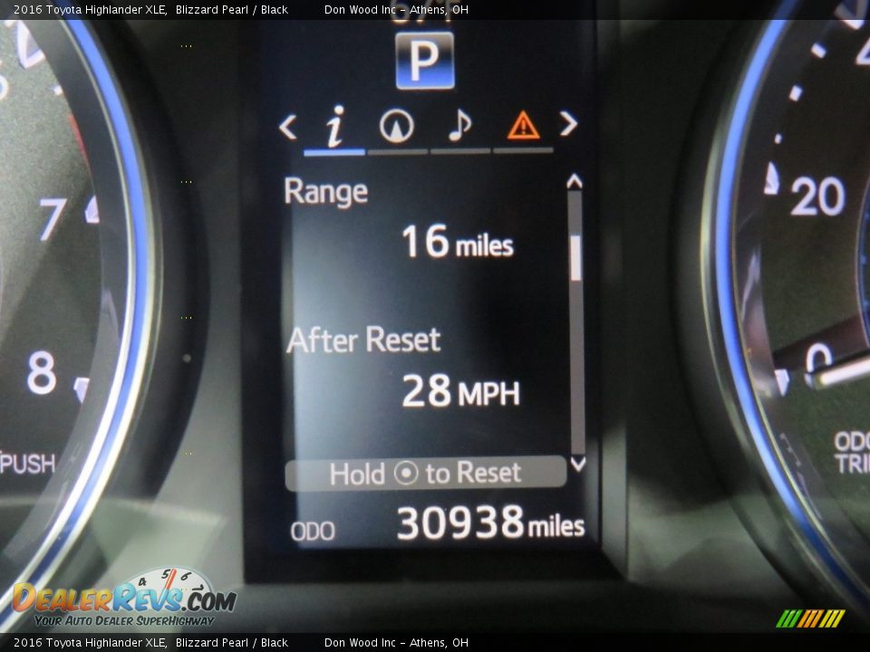 2016 Toyota Highlander XLE Blizzard Pearl / Black Photo #30