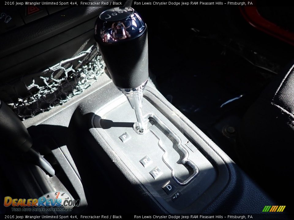 2016 Jeep Wrangler Unlimited Sport 4x4 Firecracker Red / Black Photo #17