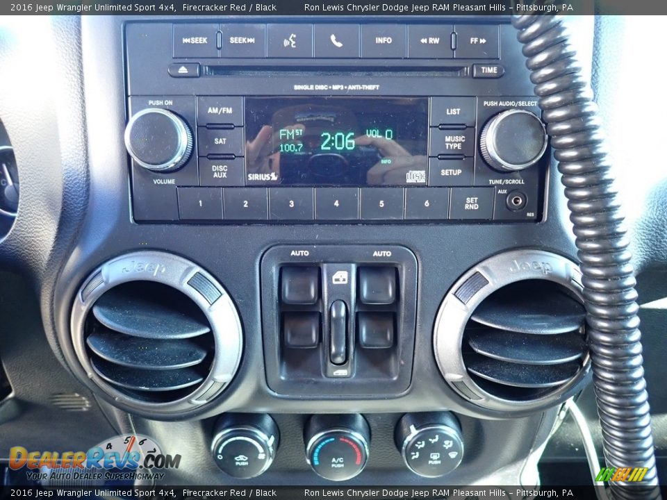 2016 Jeep Wrangler Unlimited Sport 4x4 Firecracker Red / Black Photo #19