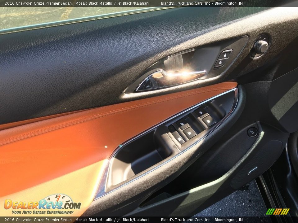 2016 Chevrolet Cruze Premier Sedan Mosaic Black Metallic / Jet Black/Kalahari Photo #11