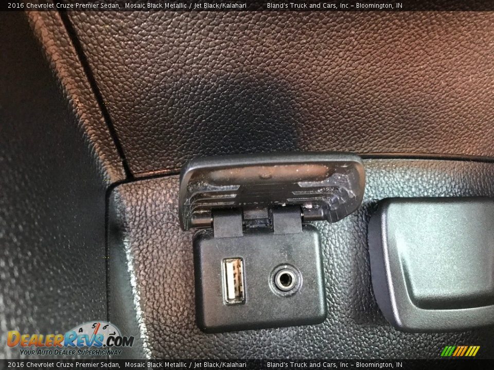 2016 Chevrolet Cruze Premier Sedan Mosaic Black Metallic / Jet Black/Kalahari Photo #22