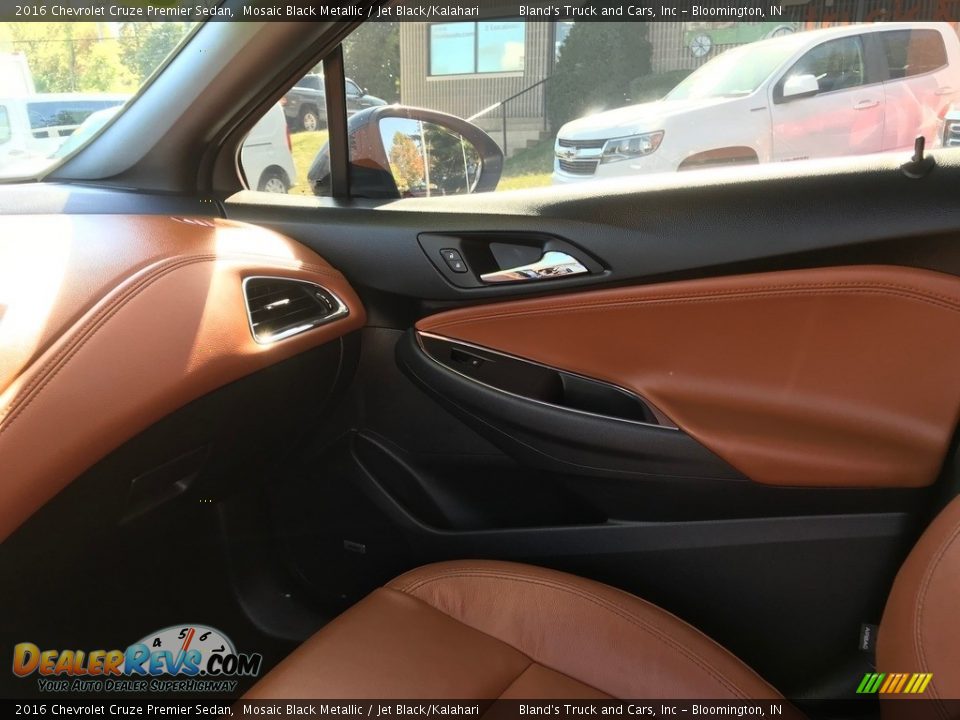 2016 Chevrolet Cruze Premier Sedan Mosaic Black Metallic / Jet Black/Kalahari Photo #26